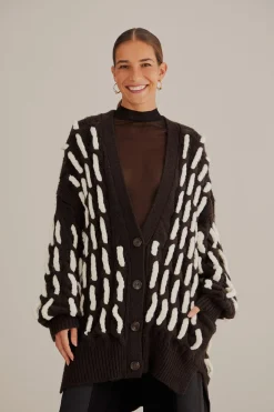 BLACK AND WHITE TEXTURED KNIT CARDIGAN
