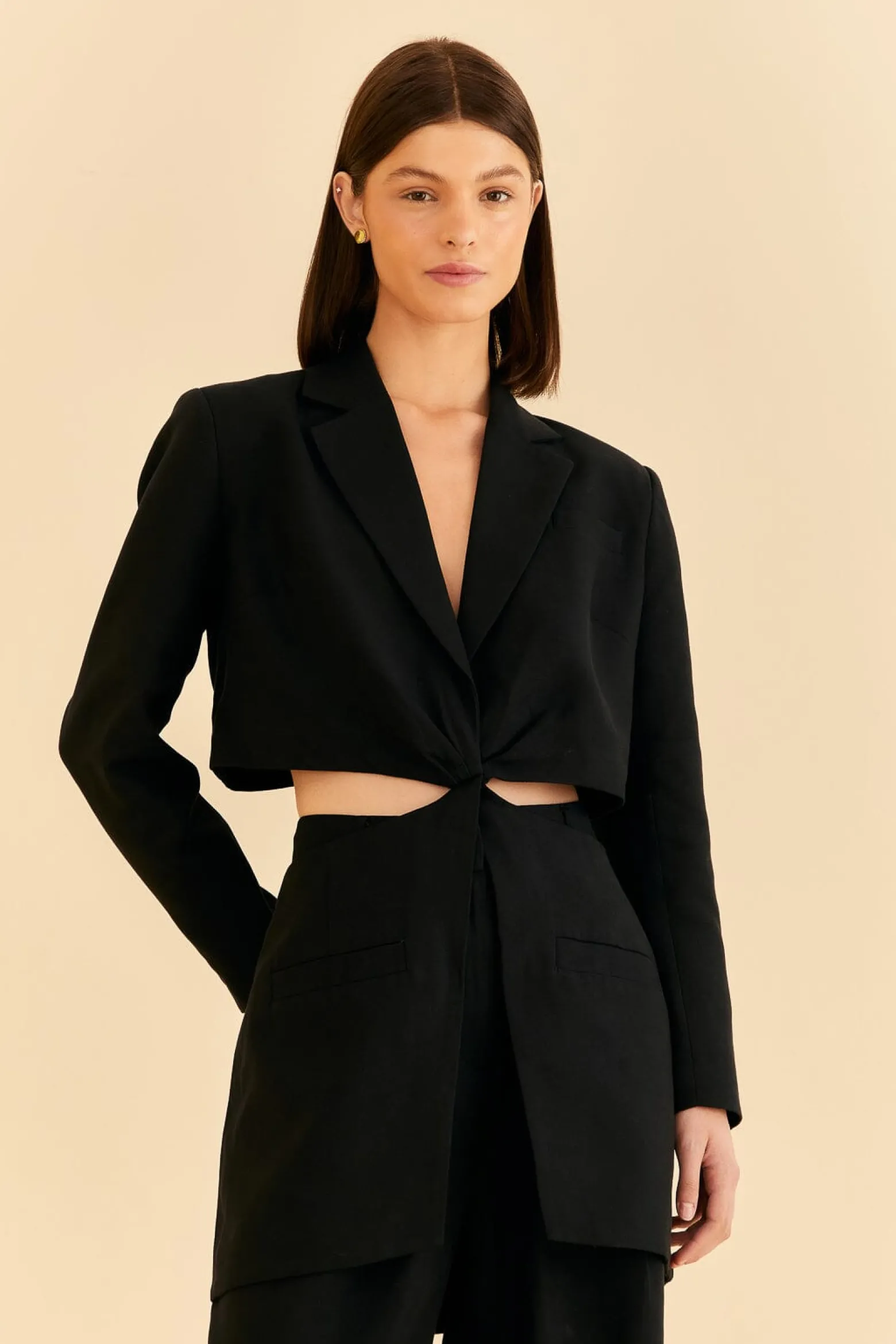 BLACK CUT OUT BLAZER
