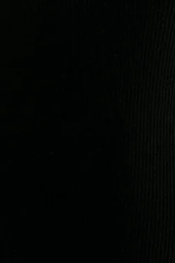  BLACK HEART NECKLINE KNIT DRESS