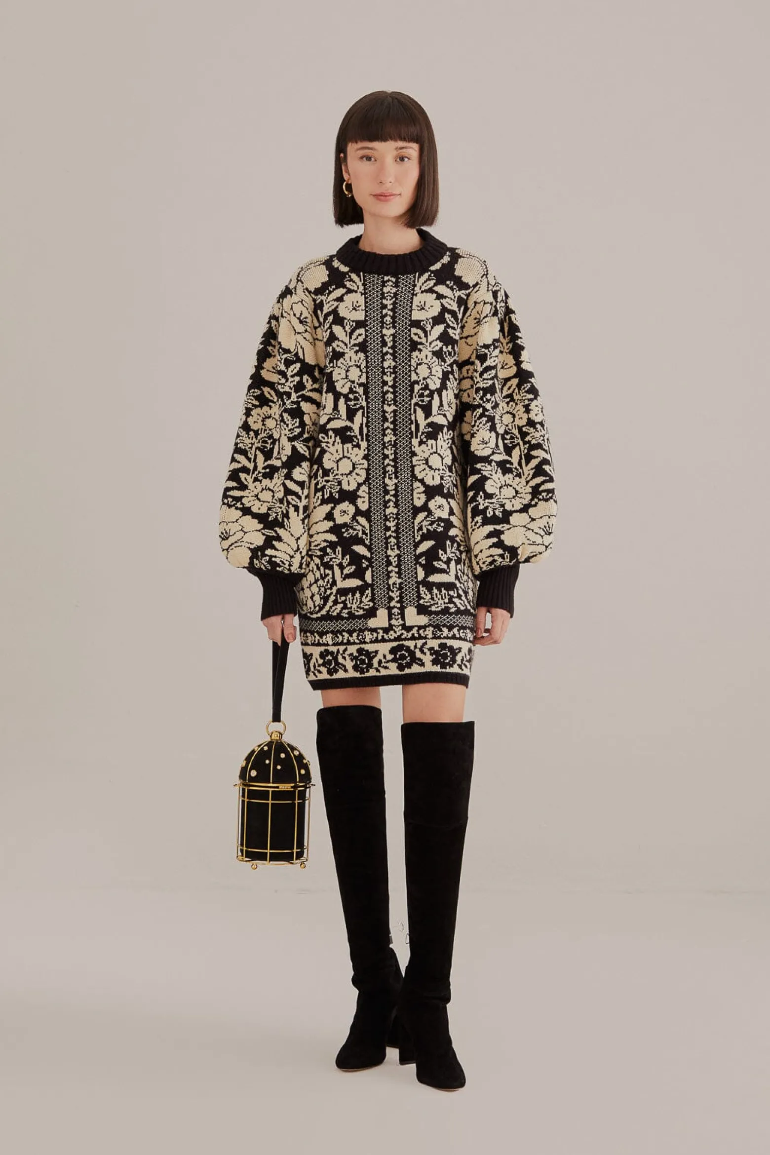 BLACK PINEAPPLE GARDEN MINI SWEATER DRESS