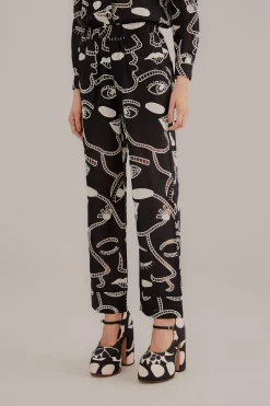  BLACK RICHELIEU FACES PANTS