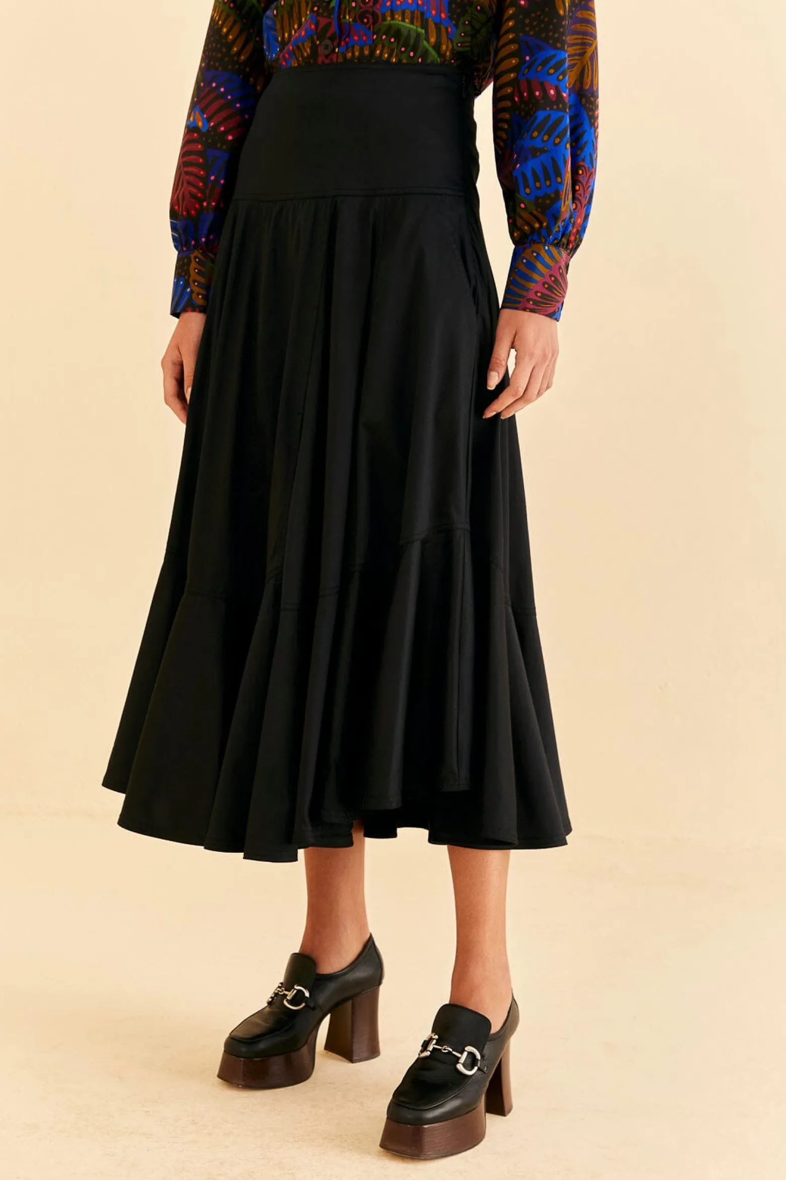 BLACK RUFFLE MAXI SKIRT
