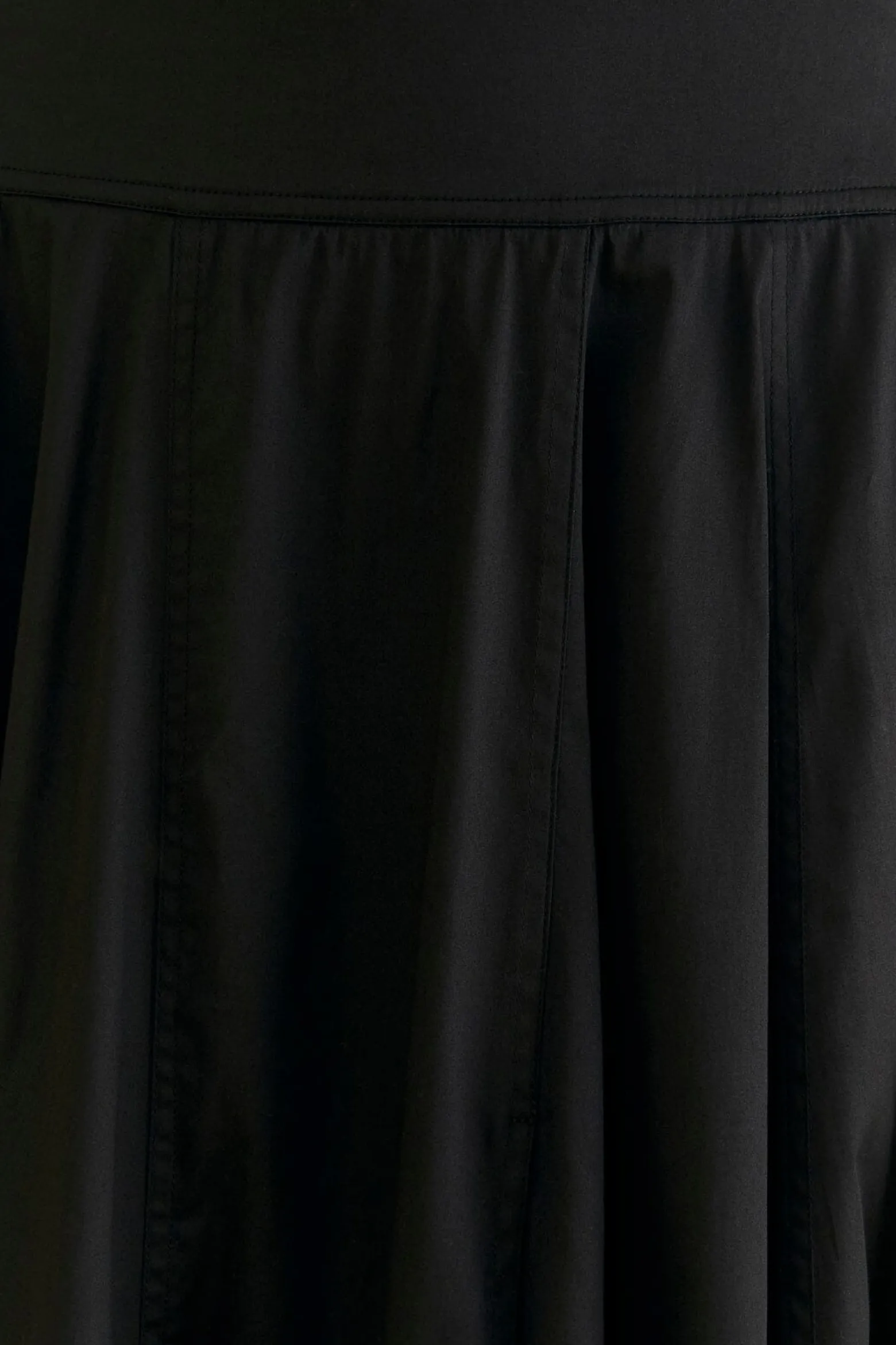 BLACK RUFFLE MAXI SKIRT