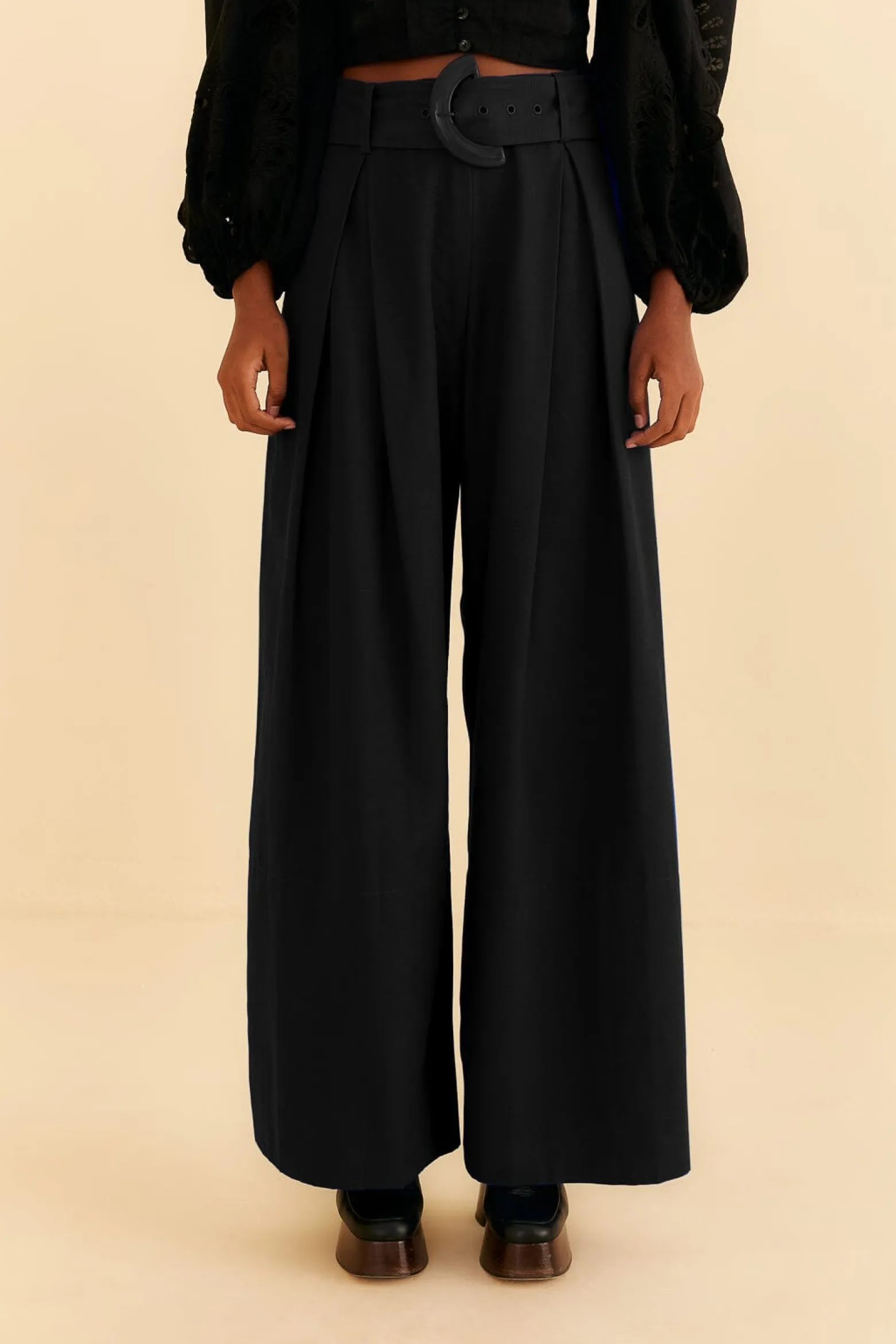 BLACK TAILORED PANTS