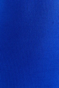 BLUE HEART NECKLINE KNIT DRESS