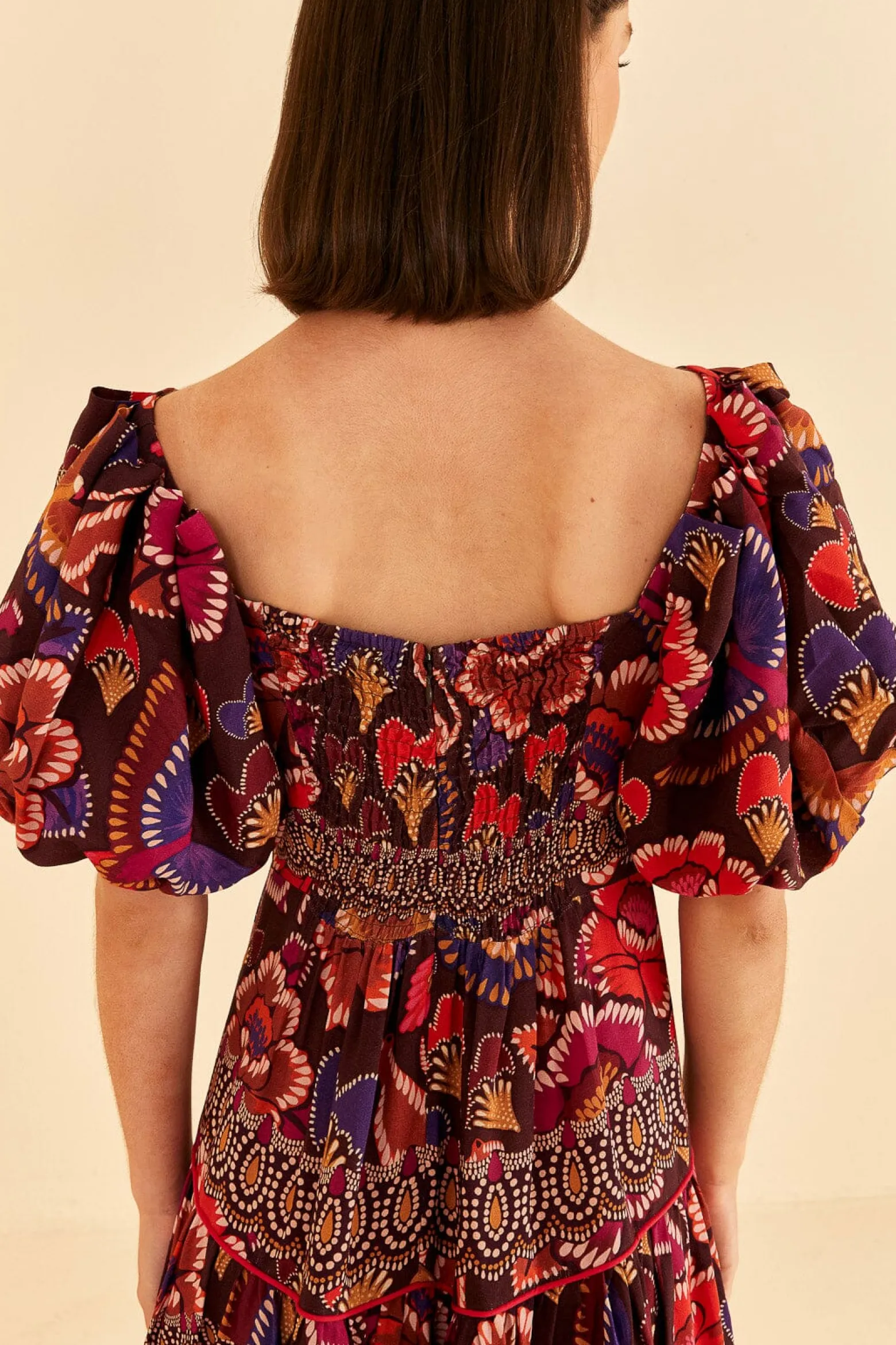 BROWN BRIGHT FLORA SHORT SLEEVE MIDI DRESS