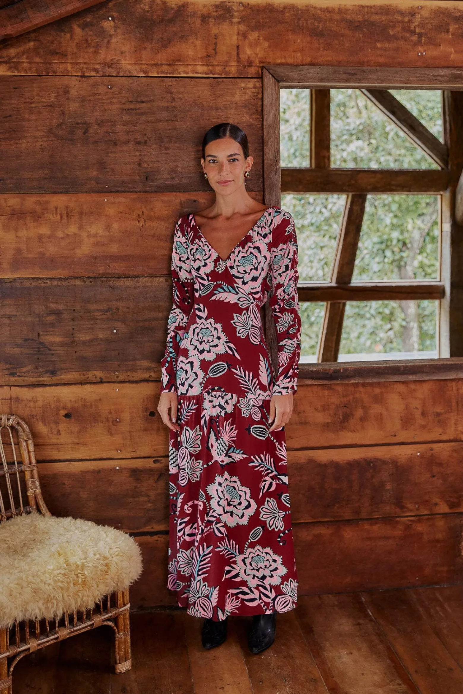 BURGUNDY PINEAPPLE INSPIRATION V NECK MAXI DRESS