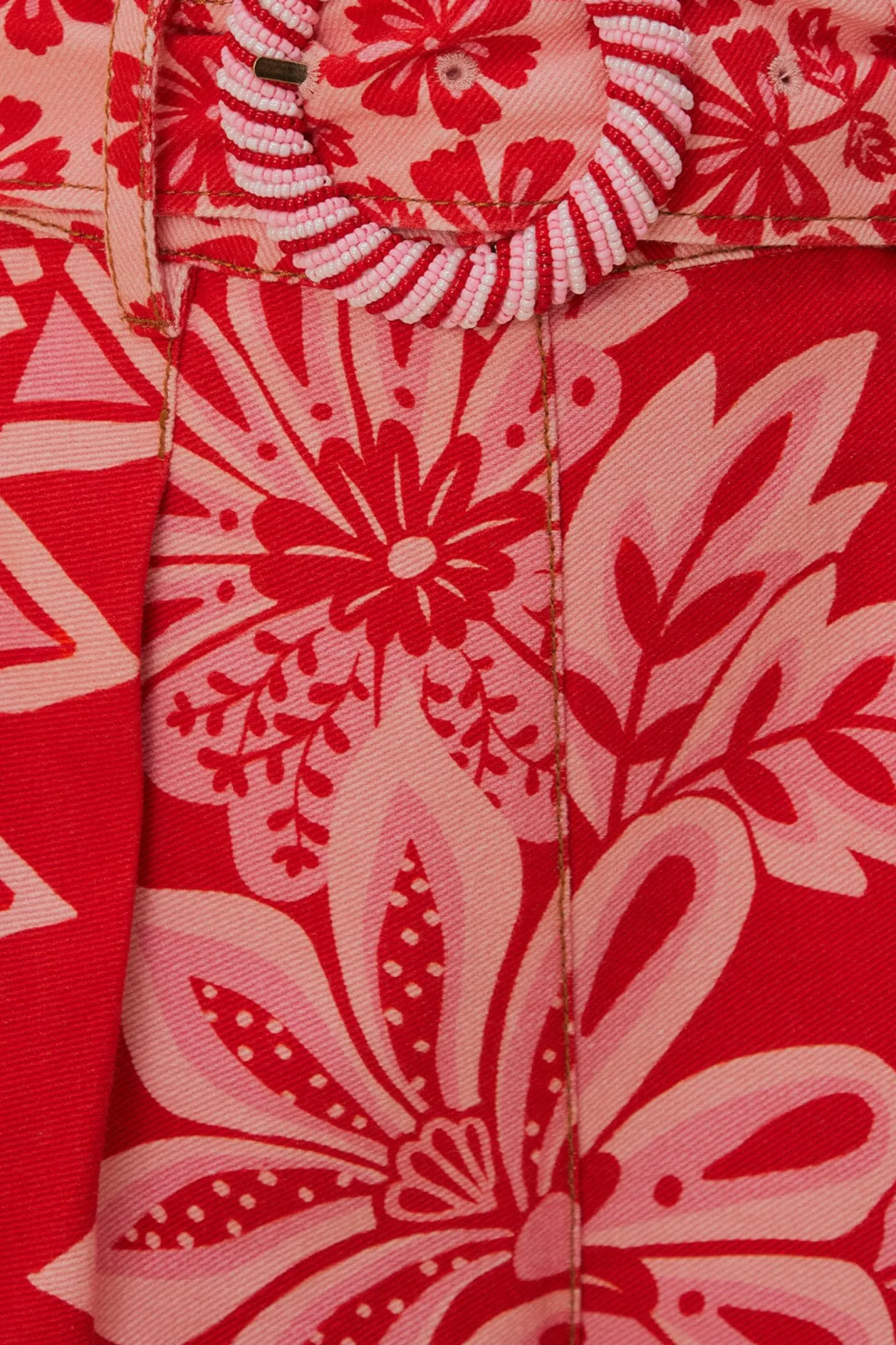 FLORA TAPESTRY RED SHORTS