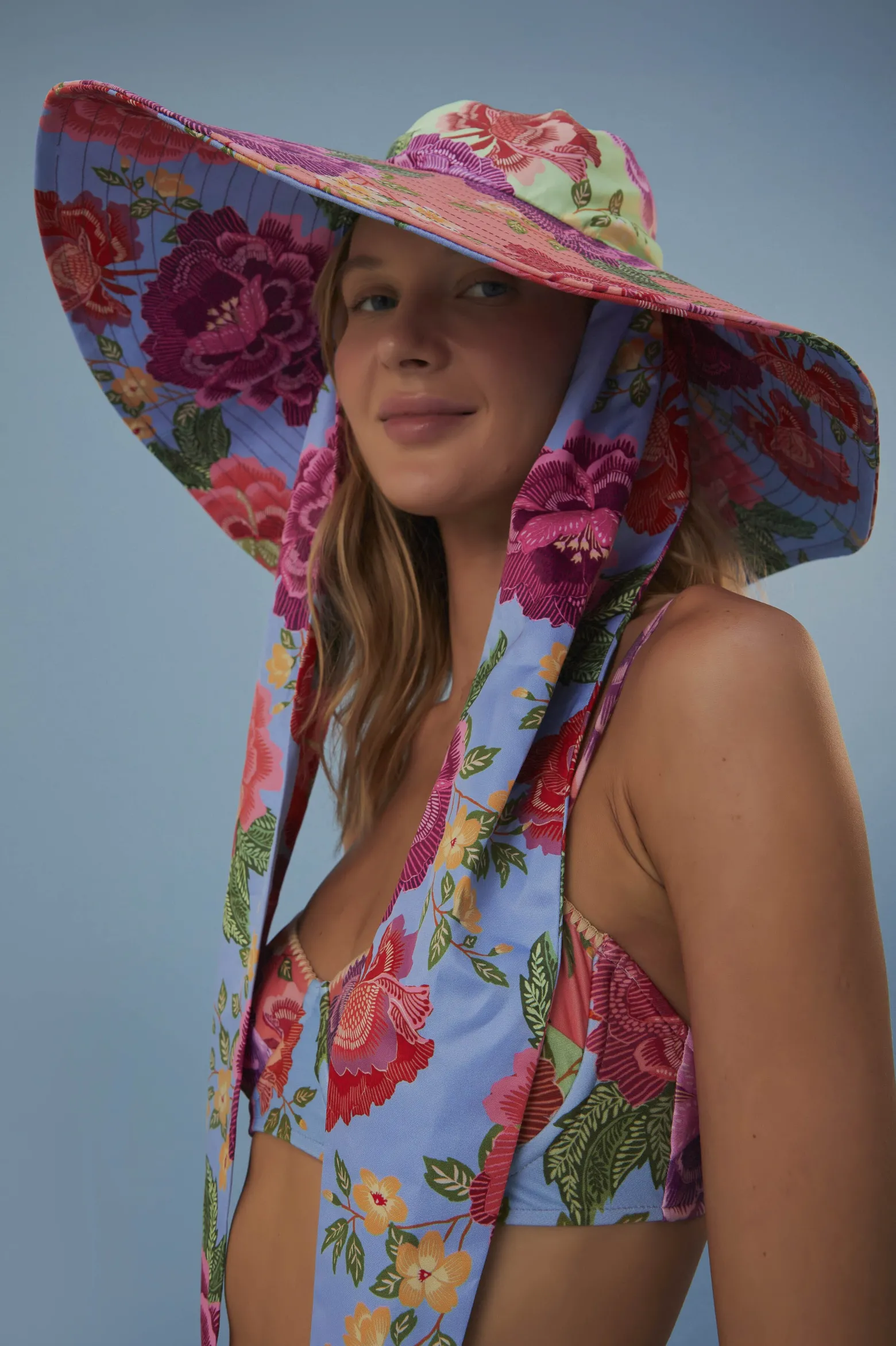 FLOWERS HAT
