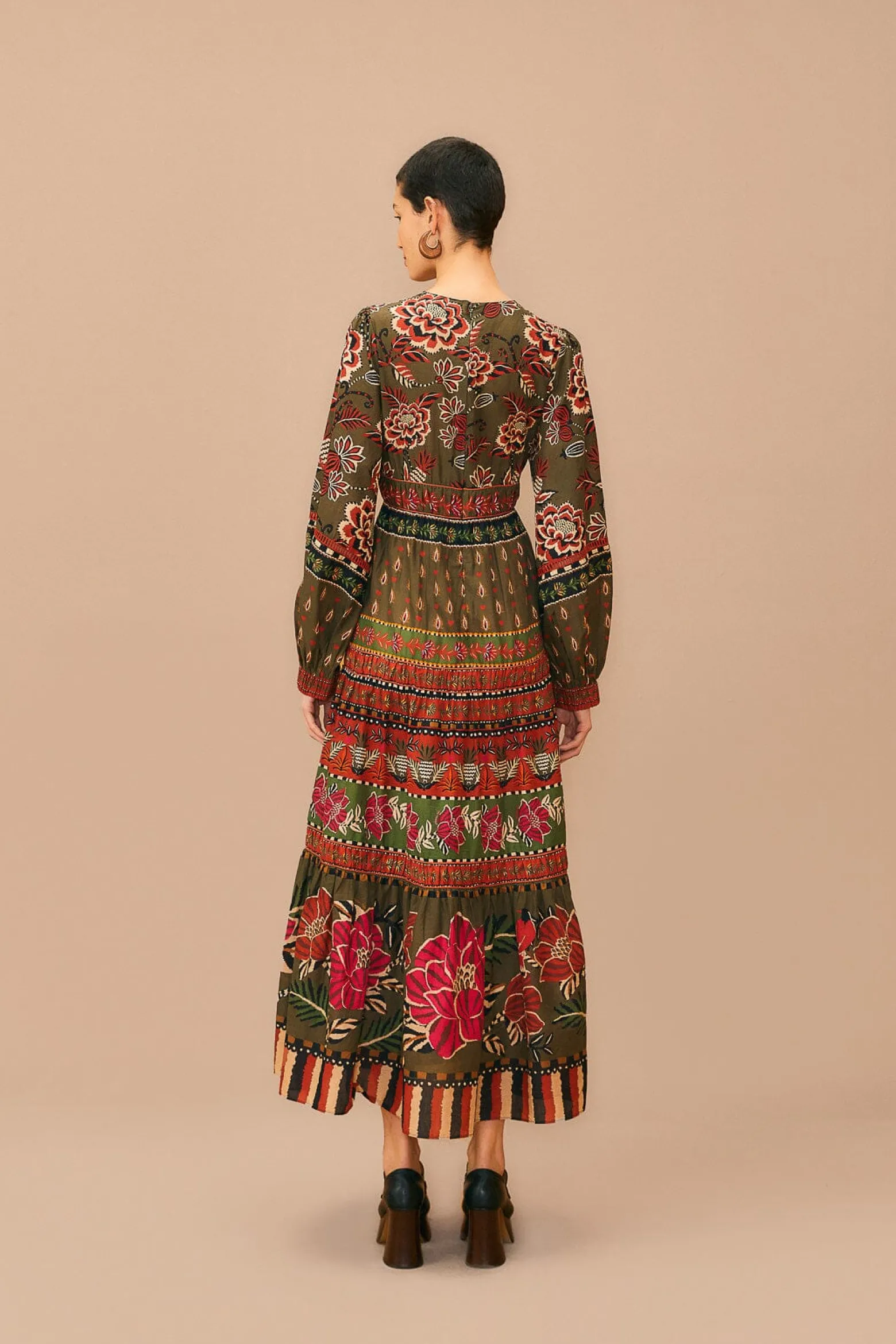 MULTICOLOR AINIKA FLORAL GARDEN MAXI DRESS