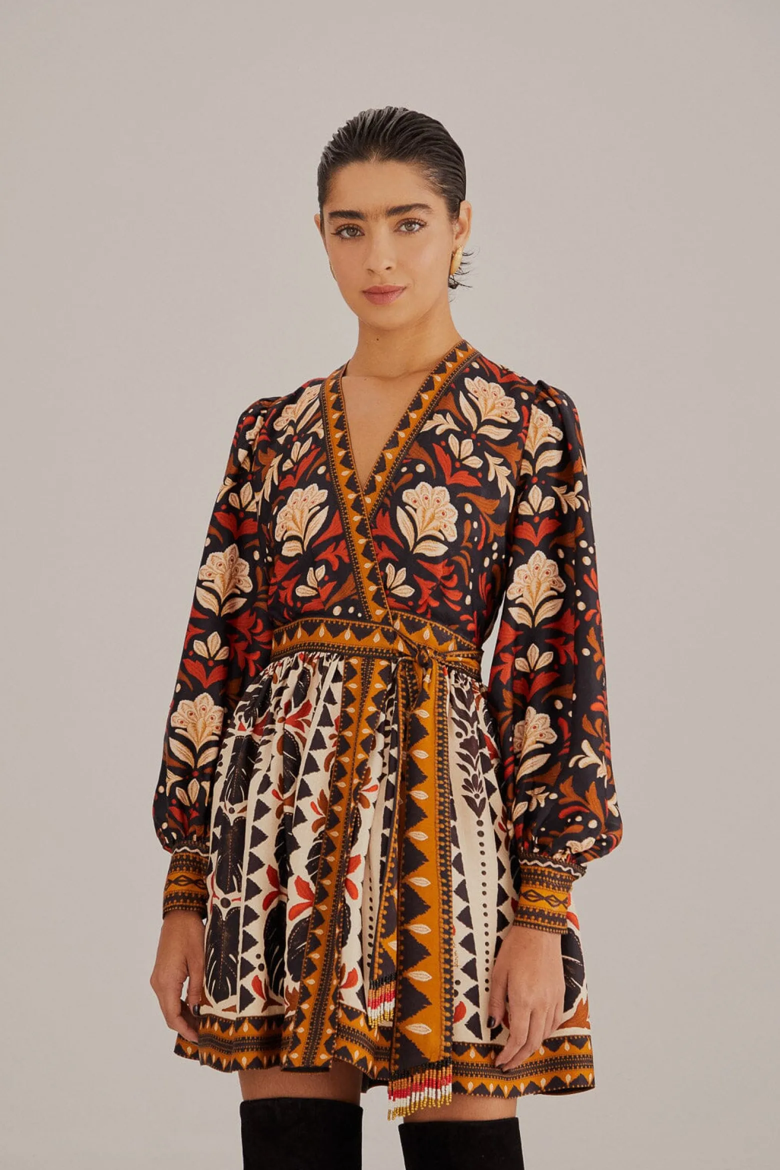  MULTICOLOR TAPESTRY GARDEN V NECK MINI DRESS