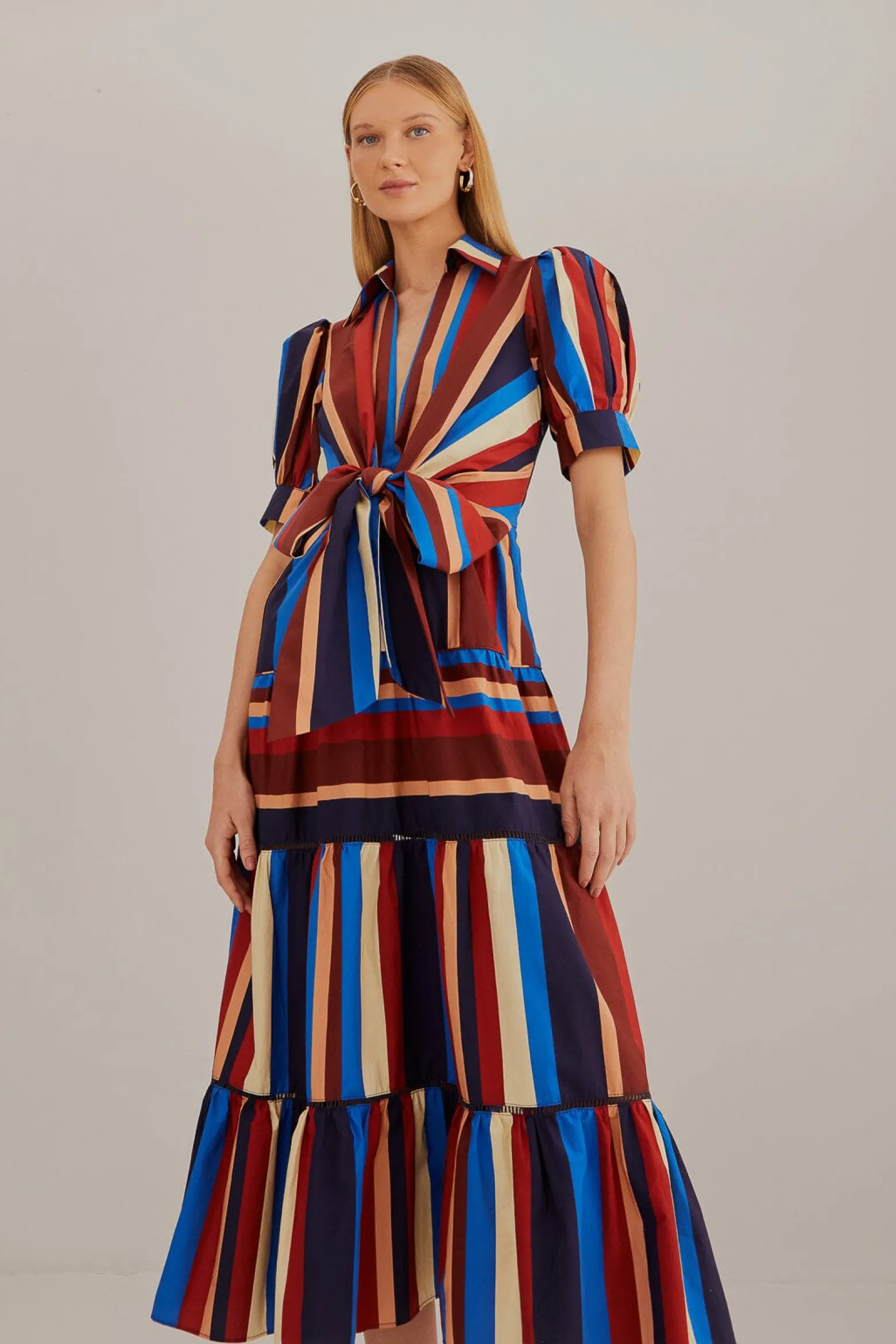 MULTICOLOR WINTER STRIPES SHORT SLEEVE MIDI DRESS