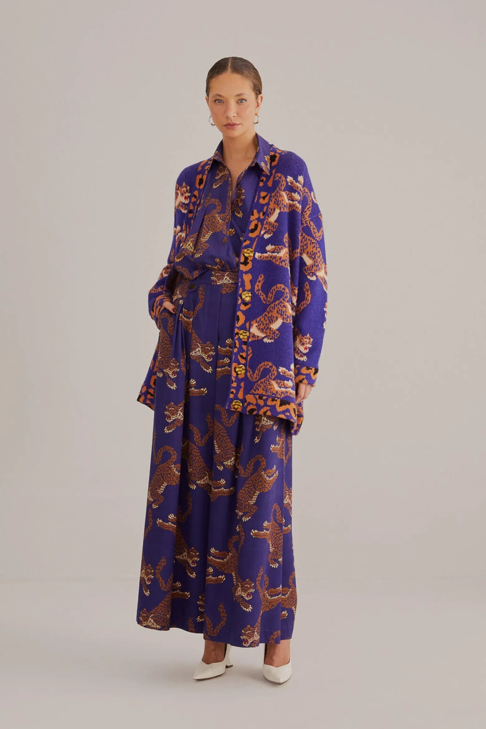 NAVY BLUE LEOPARDS KNIT CARDIGAN