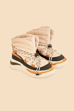 OFF WHITE MATELASSE PUFFY BOOT