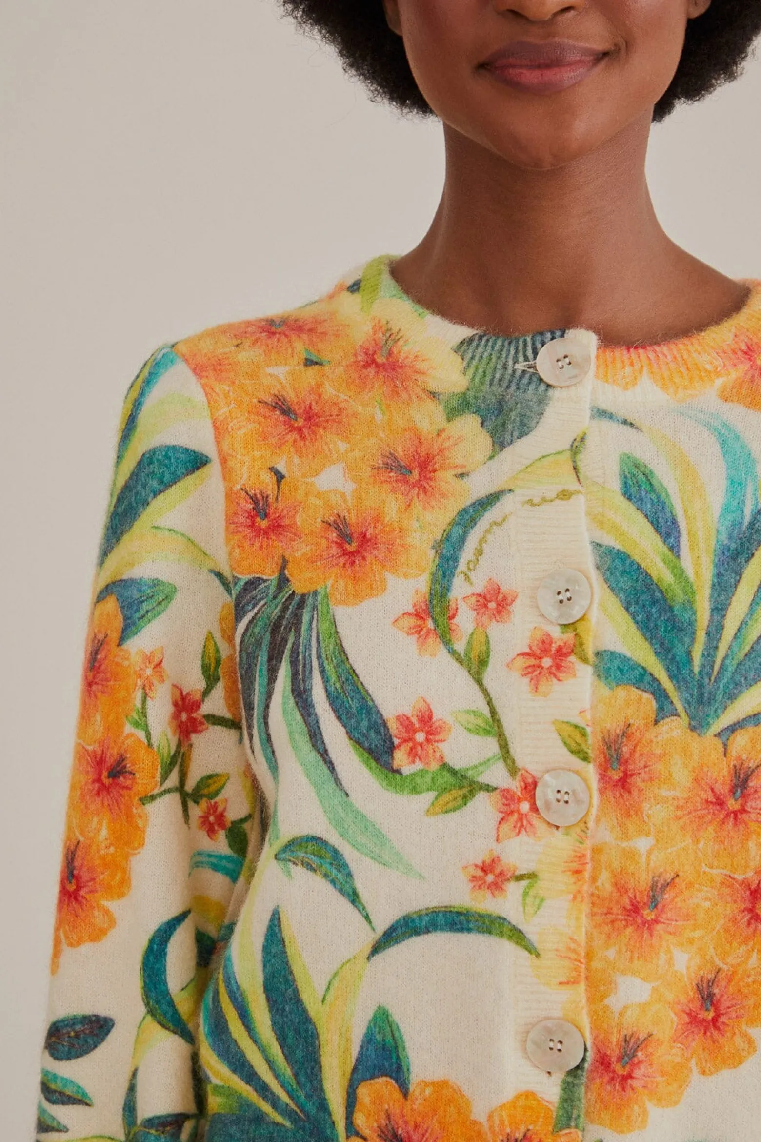 OFF-WHITE PINEAPPLE BLOOM KNIT CARDIGAN