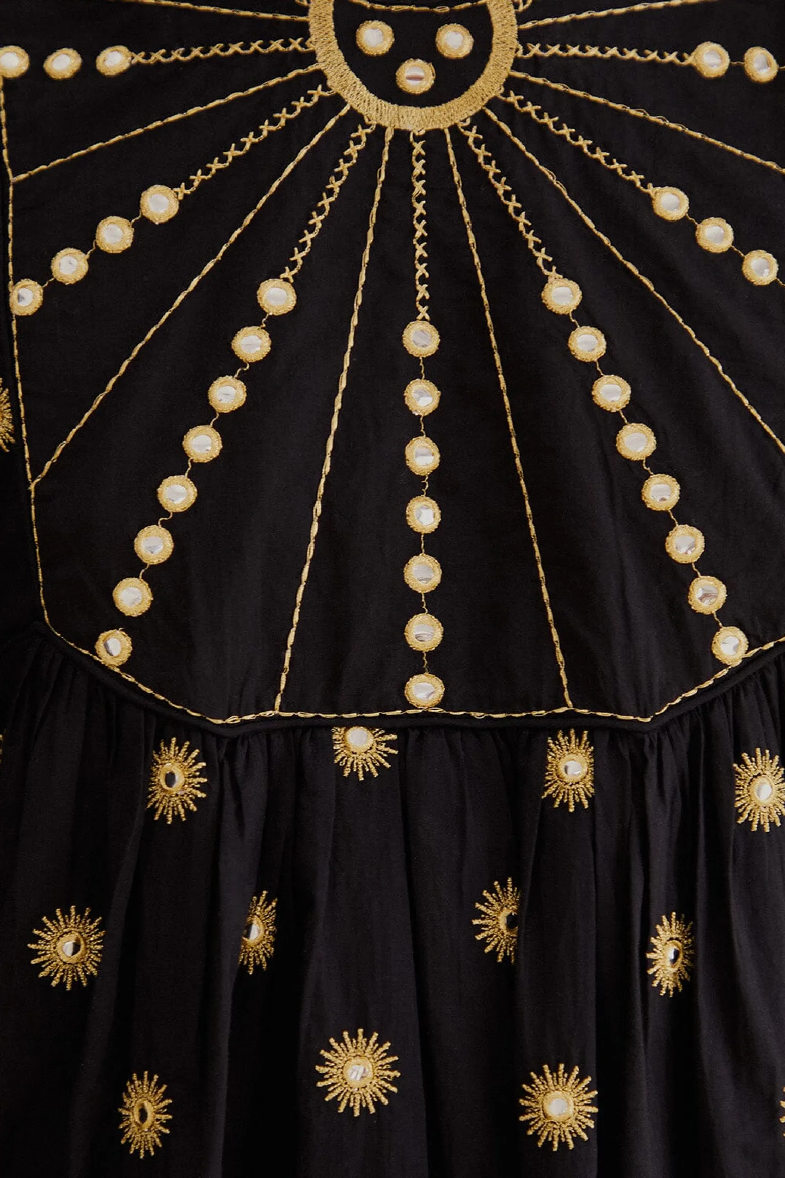 SUN EMBROIDERED BLOUSE